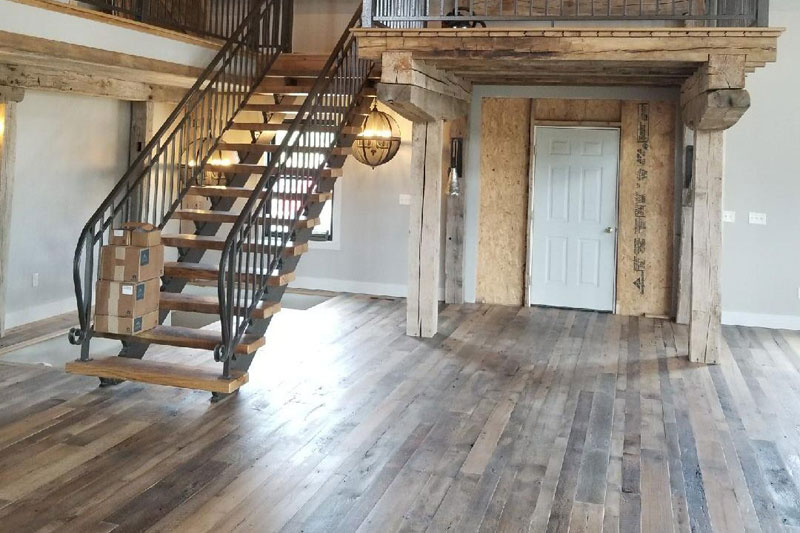Triple B Enterprises The Reclaimed Timber Company Reclaimed Wood Flooring - Your Source For White Oak Hand-Hewn Timbers