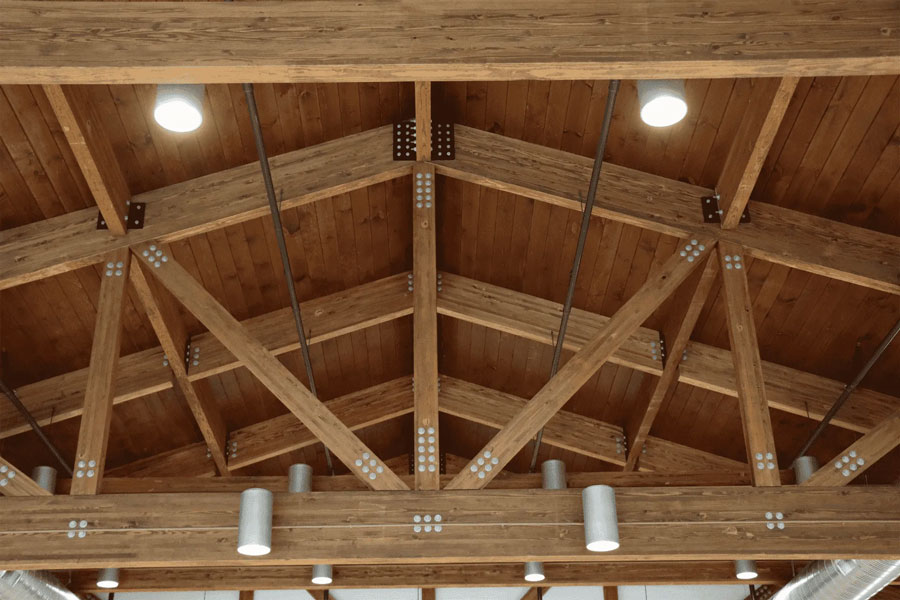 Reclaimed Timber Company - Your Source For White Oak Trusses